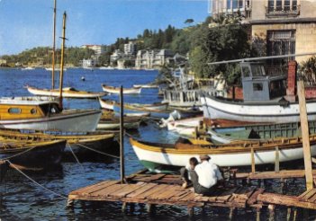 bebek on the bosphorus shore istanbul ship bateaux turkey1